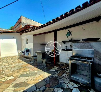 Casa, 4 quartos, 240 m² - Foto 1