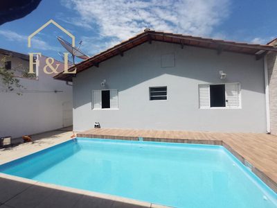 Casa, 4 quartos, 188 m² - Foto 1