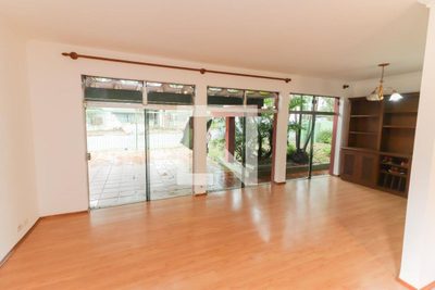 Casa, 4 quartos, 190 m² - Foto 2