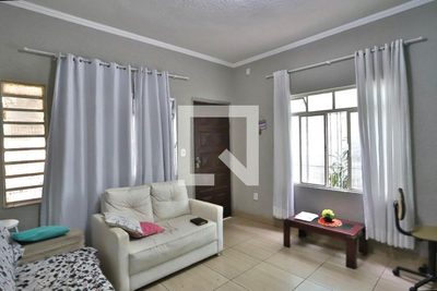 Casa, 3 quartos, 250 m² - Foto 2
