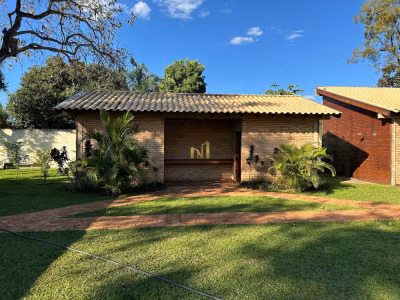 Chácara, 8 quartos, 5000 m² - Foto 1