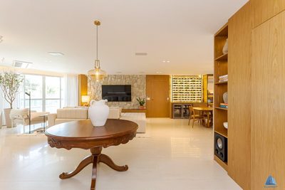 Apartamento, 4 quartos, 214 m² - Foto 1
