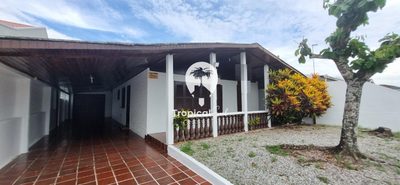 Casa, 5 quartos, 312 m² - Foto 1