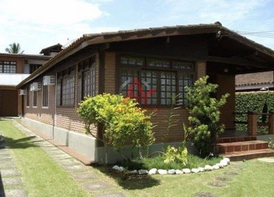 Casa, 6 quartos, 150 m² - Foto 1