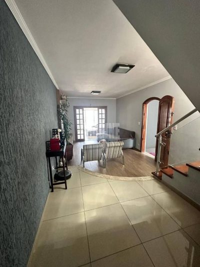 Sobrado, 3 quartos, 250 m² - Foto 2