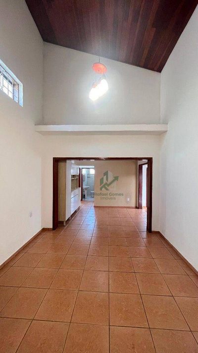 Casa, 3 quartos, 303 m² - Foto 3