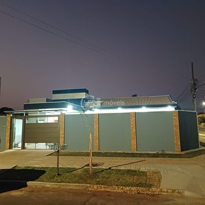 Casa, 3 quartos, 180 m² - Foto 1