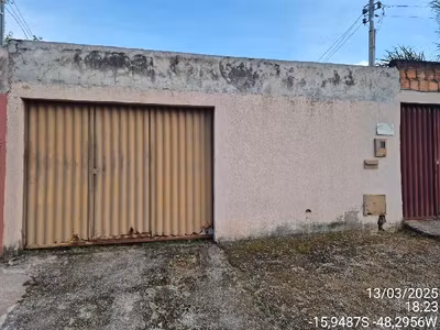 Casa, 2 quartos, 180 m² - Foto 1