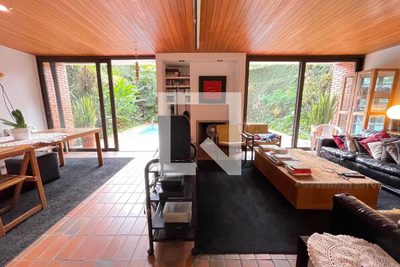 Casa, 4 quartos, 227 m² - Foto 2