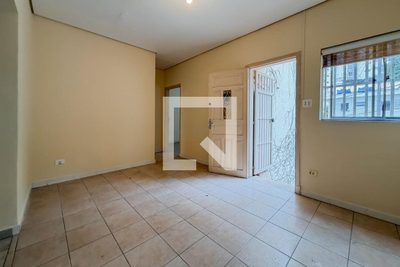 Casa, 4 quartos, 240 m² - Foto 1