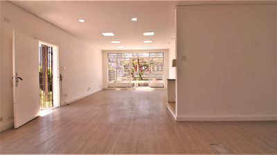 Casa, 1 quarto, 230 m² - Foto 1