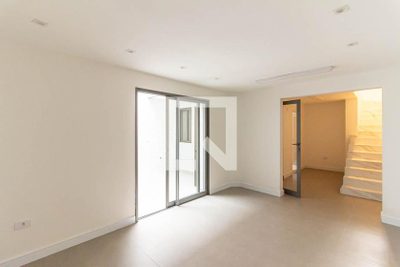 Casa, 3 quartos, 241 m² - Foto 1