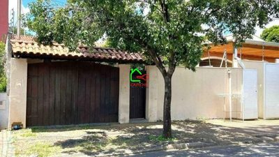 Casa, 3 quartos, 212 m² - Foto 1