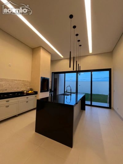 Casa, 2 quartos, 167 m² - Foto 4