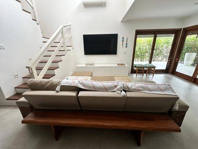 Casa, 3 quartos, 212 m² - Foto 2