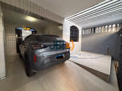 Casa, 3 quartos, 208 m² - Foto 1