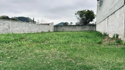 Loteamento e Condomínio, 360 m² - Foto 1