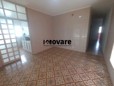 Casa, 3 quartos, 218 m² - Foto 1