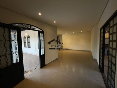 Casa, 4 quartos, 298 m² - Foto 2