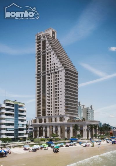 Casa, 4 quartos, 252 m² - Foto 1