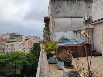 Cobertura, 3 quartos, 240 m² - Foto 4