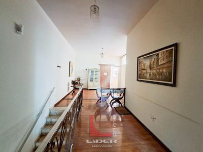 Casa, 3 quartos, 252 m² - Foto 4