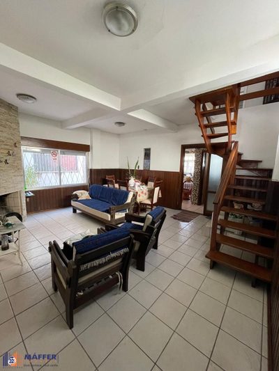 Casa, 5 quartos, 247 m² - Foto 2
