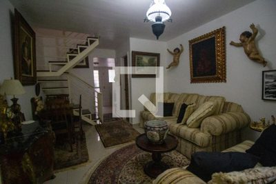 Casa, 2 quartos, 61 m² - Foto 1