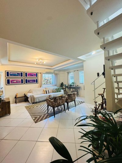 Casa, 3 quartos, 180 m² - Foto 1