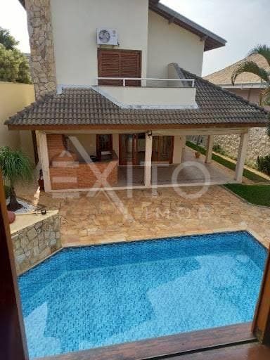 Casa, 4 quartos, 386 m² - Foto 1