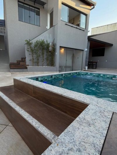 Casa, 2 quartos, 200 m² - Foto 1