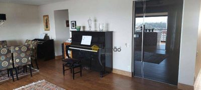 Apartamento, 3 quartos, 244 m² - Foto 1