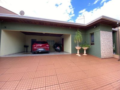 Casa, 3 quartos, 181 m² - Foto 3