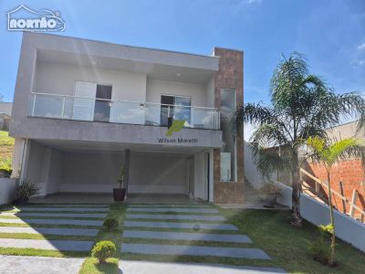 Casa, 4 quartos, 167 m² - Foto 1