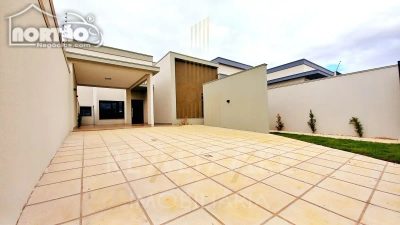 Casa, 3 quartos, 172 m² - Foto 1