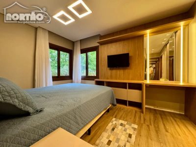 Casa, 3 quartos, 143 m² - Foto 1