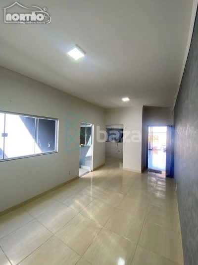 Casa, 3 quartos, 60 m² - Foto 2