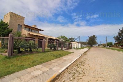 Sobrado, 4 quartos, 142 m² - Foto 1