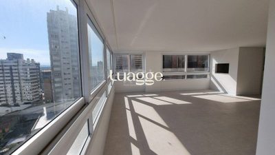 Apartamento, 3 quartos, 131 m² - Foto 2