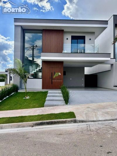 Casa, 5 quartos, 200 m² - Foto 1