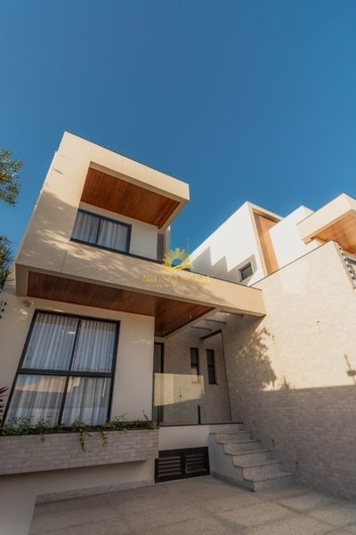Casa, 3 quartos, 166 m² - Foto 1