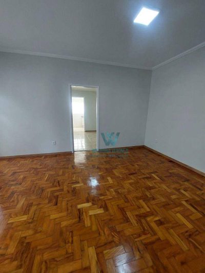 Casa, 3 quartos, 141 m² - Foto 2