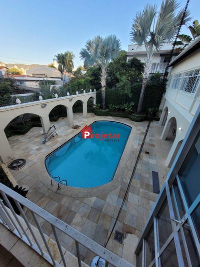 Casa, 8 quartos, 600 m² - Foto 1