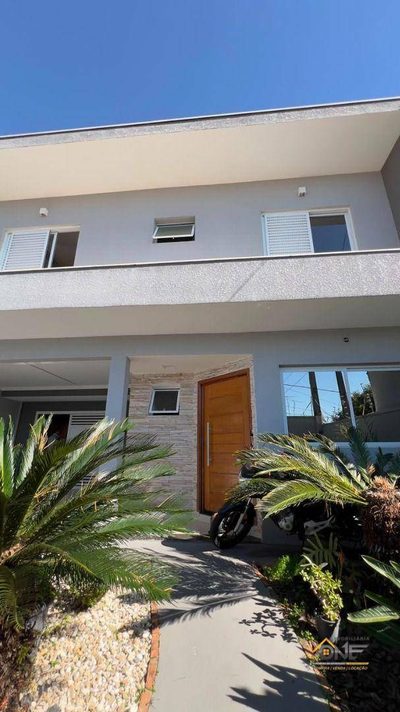 Casa, 3 quartos, 195 m² - Foto 2
