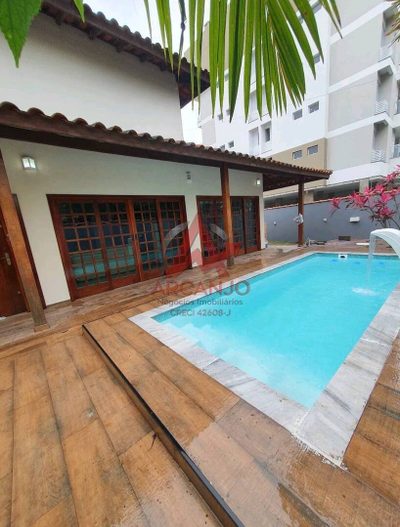 Casa, 5 quartos, 250 m² - Foto 1