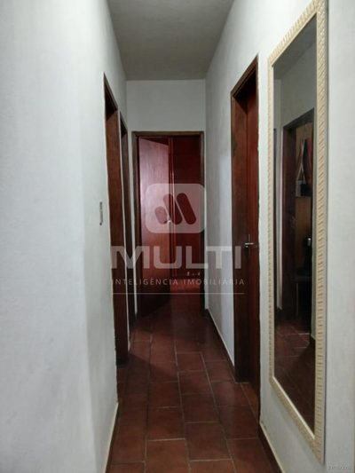 Casa, 3 quartos, 215 m² - Foto 2