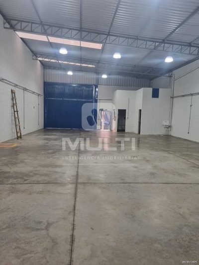 Casa, 1 quarto, 278 m² - Foto 1