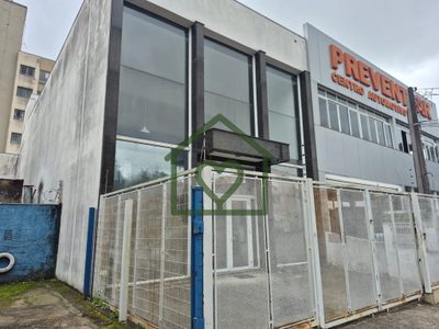Loja-Salão, 246 m² - Foto 1