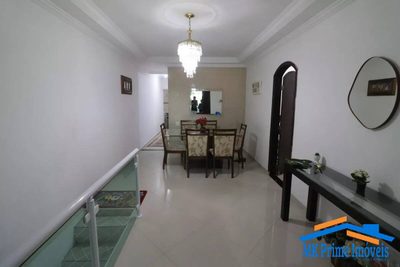 Casa, 3 quartos, 300 m² - Foto 1