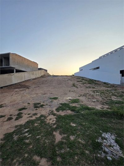 Loteamento e Condomínio, 561 m² - Foto 1